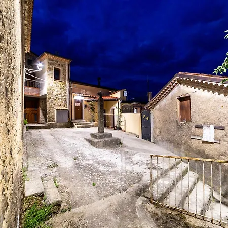 Portico Rodriguez * Abatemarco